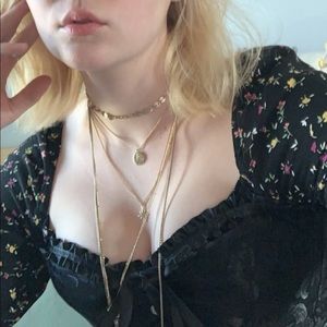 Pacsun sweetheart cropped floral shirt, size M